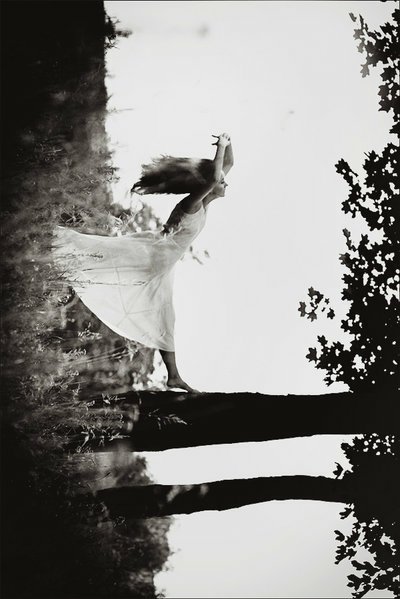 Gravity by IneedChemicalX via DeviantArt.com